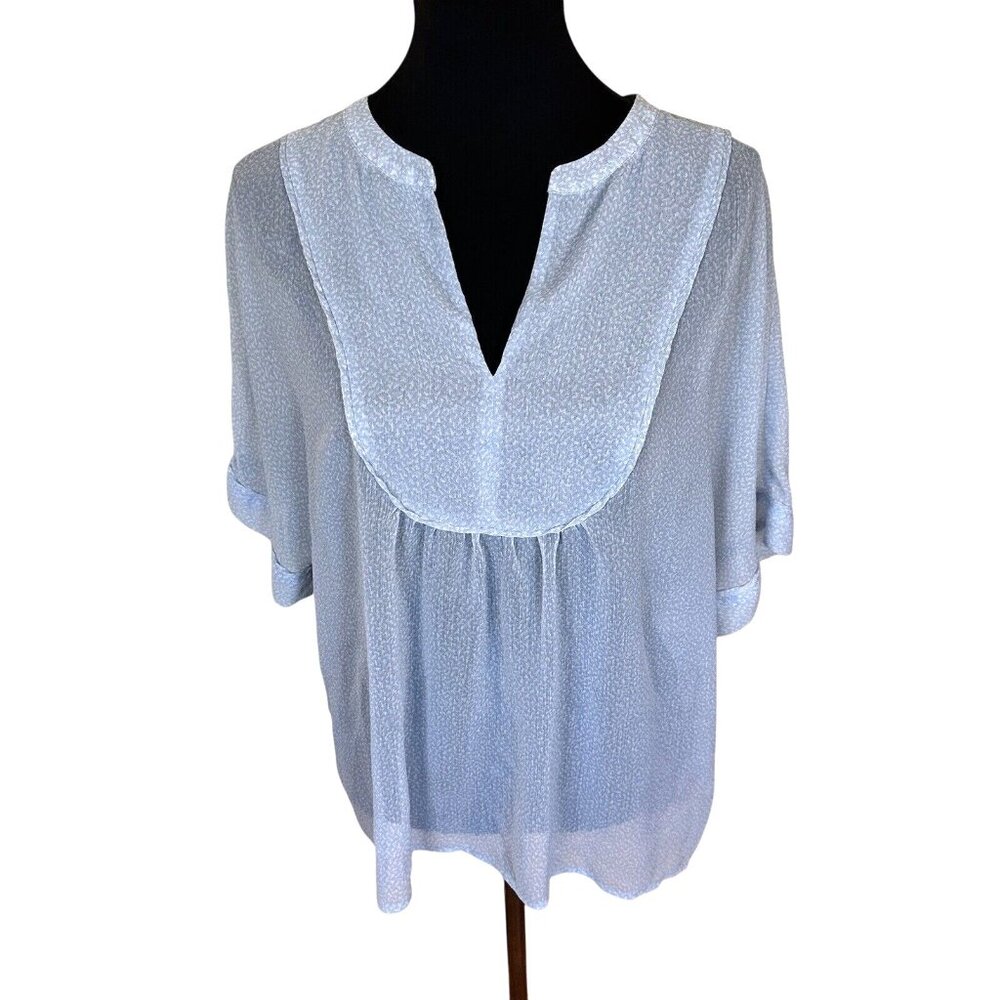 Two by Vince Camuto Womens Blouse Blue Floral Top Small Short Sleeve Career